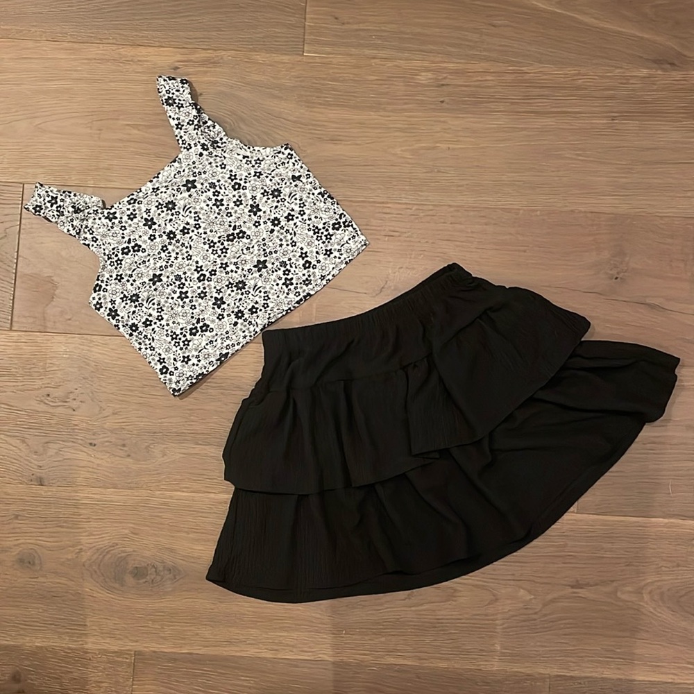 NWOT Dream Girl Tank Black White Floral & Black Tiered Skirt Size 10